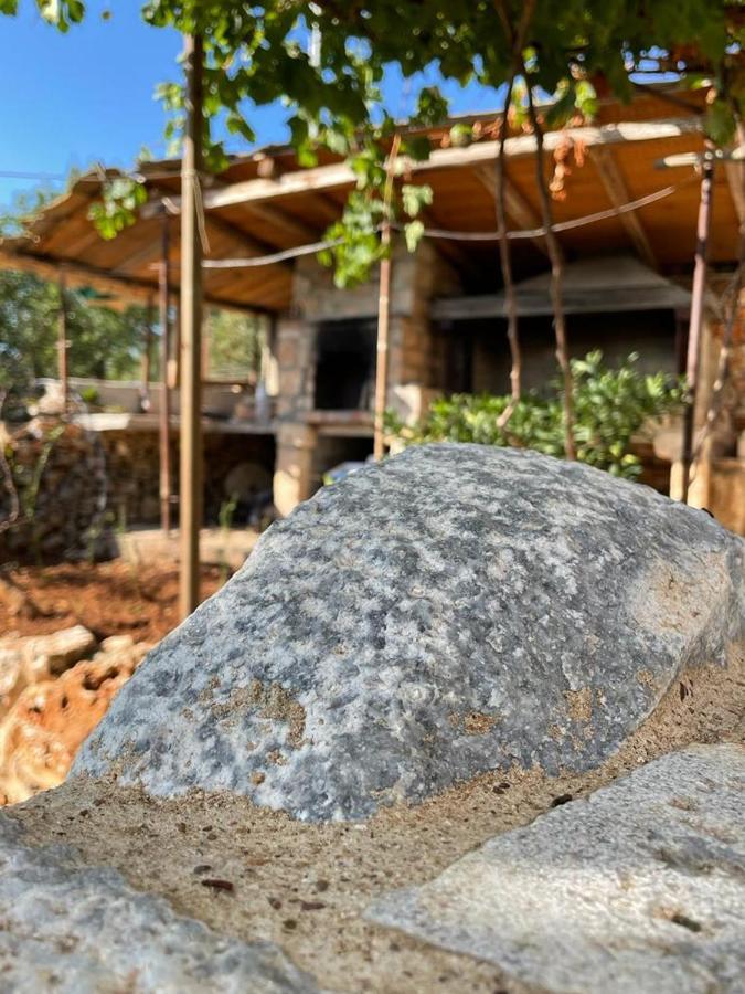 Find Your Peace In A Traditional Country House!! Láyia 外观 照片