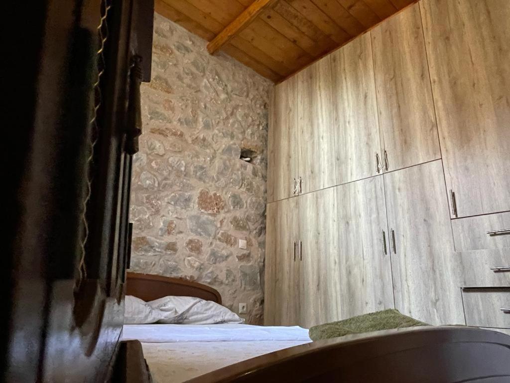 Find Your Peace In A Traditional Country House!! Láyia 外观 照片